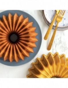 Molde Brilliance Nordic Ware 2