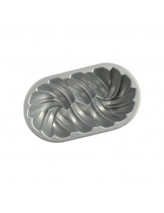 Molde Braided Loaf Nordic Ware 2