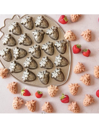 Molde Strawberry Patch Bites Nordic Ware Molde Strawberry Patch Bites Nordic Ware