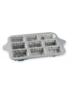 Molde Train Nordic Ware 2
