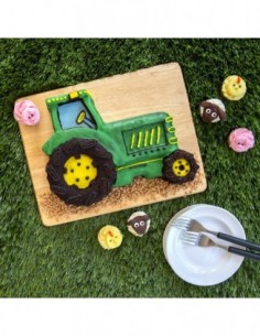 Molde Tractor Cake Nordic Ware 2