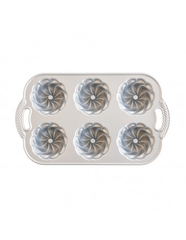 Molde Pirouette Bundtlette Nordic Ware Molde Pirouette Bundtlette Nordic Ware